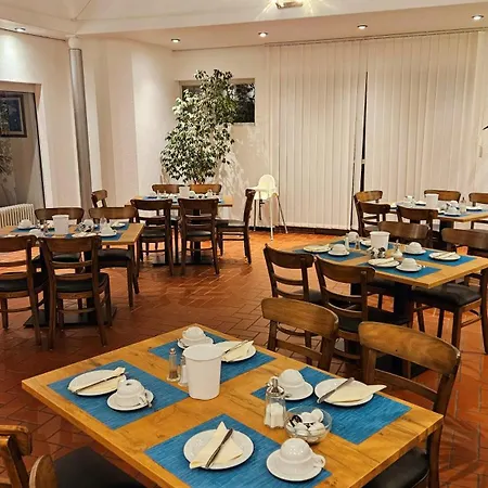 Ξενοδοχείο Hoeper 2*